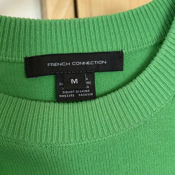 French Connection Green Short Sleeve Knit Top – Size Medium - Picture 3 of 3